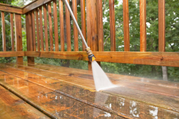 Professional Pressure Washing Services in Cleveland, FL