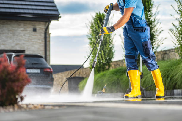 Best Parking Lot and Garage Cleaning  in Cleveland, FL
